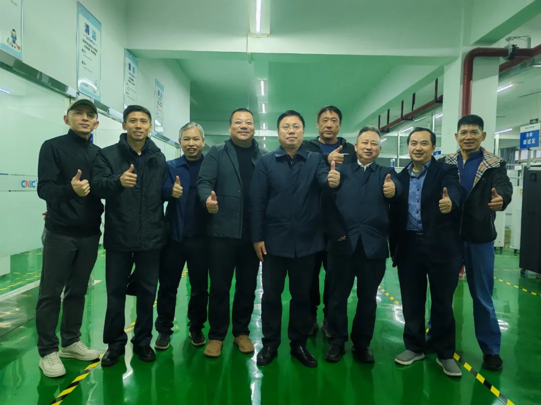 品牌資訊丨長(zhǎng)江水利委、中國一冶集團(tuán)、武漢大學(xué)等專家一行蒞臨中核儀表參觀考察